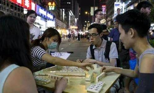 ：吕文扬的麻将哲学瓦力棋牌牌局人生(图1)